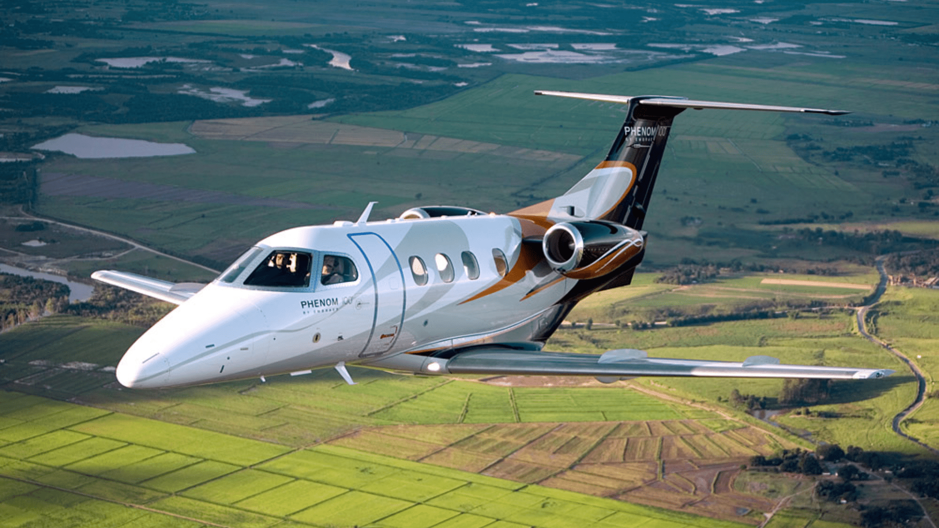 Embraer Phenom 100 EV for Charter